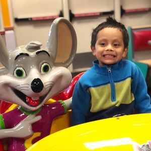 Meet your Posher, Sofia